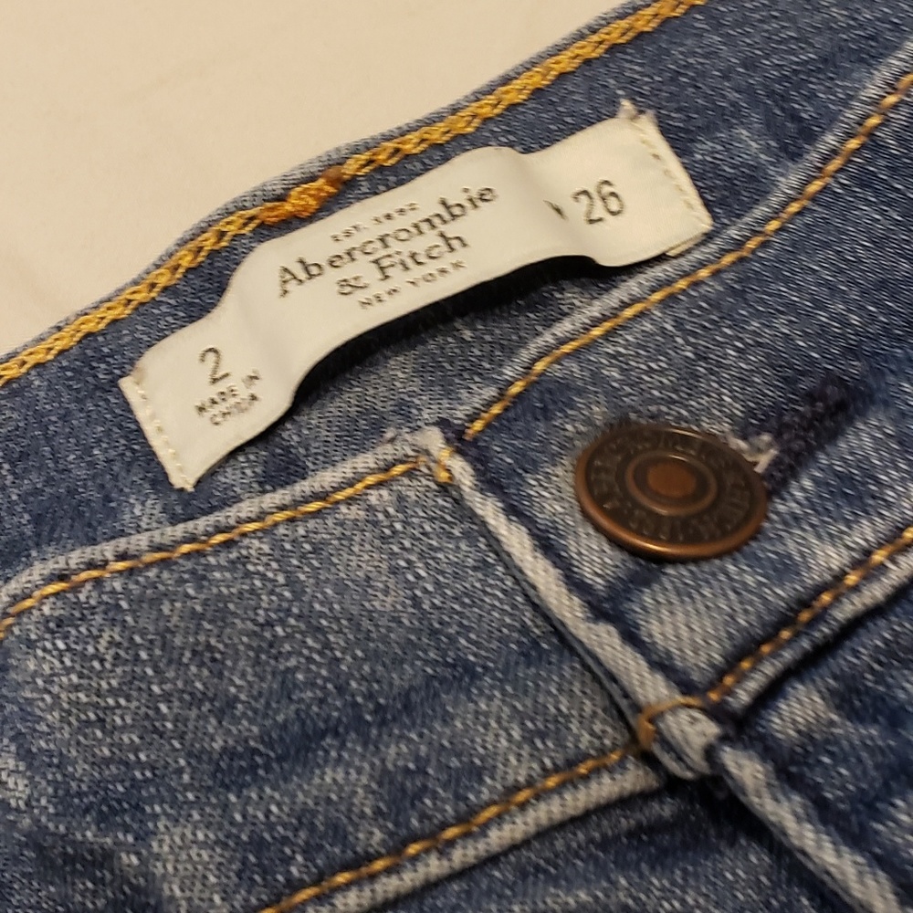 Abercrombie & Fitch Light Blue Denim shorts - Picture 4 of 4